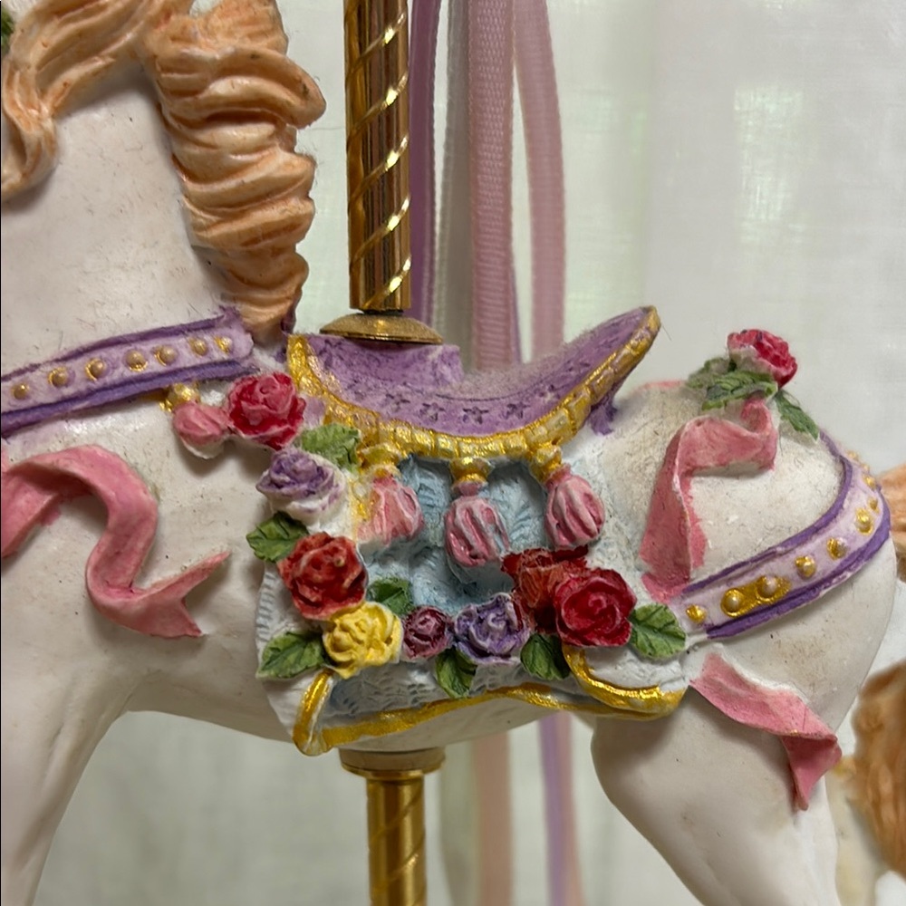 Vintage Carousel Horse Music Box - Picture 8 of 12
